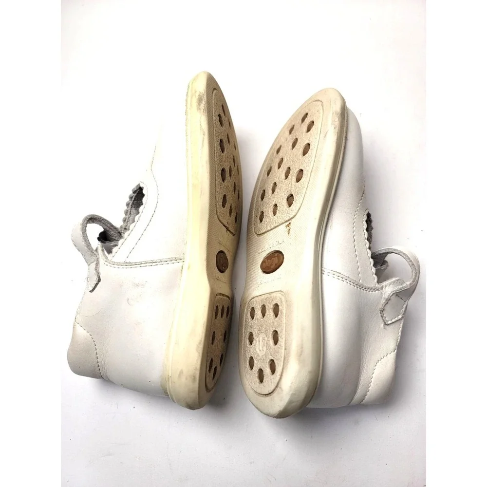 Vintage Dogi Toddler White Leather Buckled Mary Jane Shoes Bow Detail Size 17 US